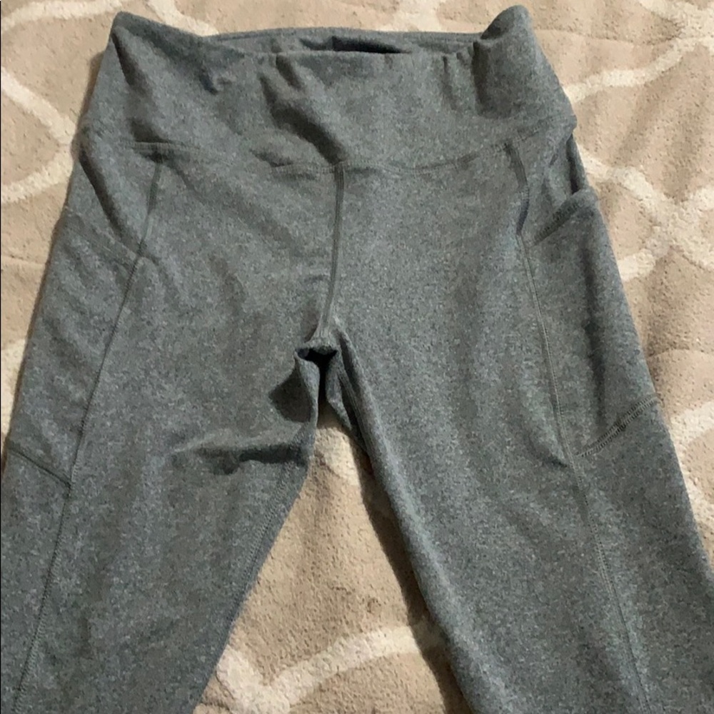 SO  Brand Yoga pants NWOT size M